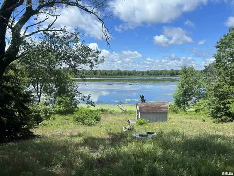 23662 Riverfront Dr, Fulton, IL 61252 photo 2