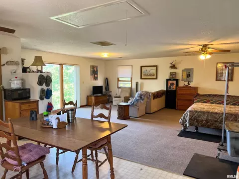 23662 Riverfront Dr, Fulton, IL 61252 photo 4