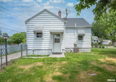 2608 38th Ave, Moline, IL 61265 photo 21