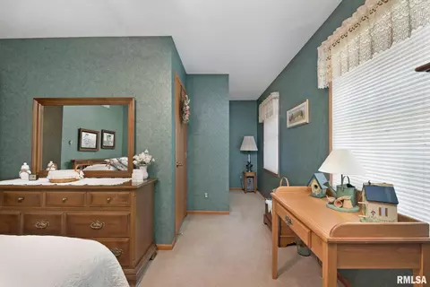 3406 76th St, Moline, IL 61265 photo 21