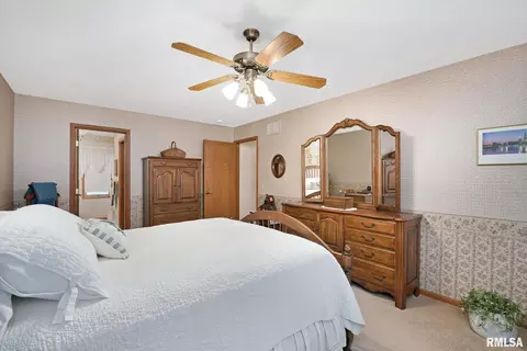 3406 76th St, Moline, IL 61265 photo 23