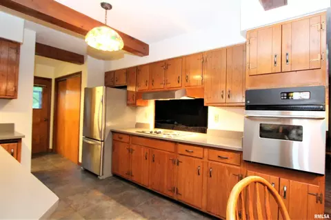 20832 White Oaks Rd, Morrison, IL 61270 photo 4