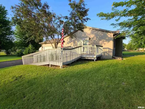 9016 Ewing Ln, Thomson, IL 61285 photo 2