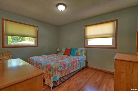 1529 12th St, Silvis, IL 61282 photo 17