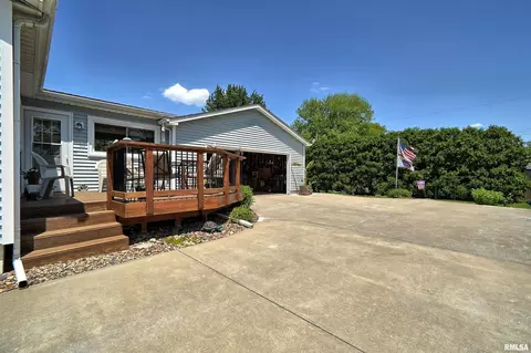 1529 12th St, Silvis, IL 61282 photo 31