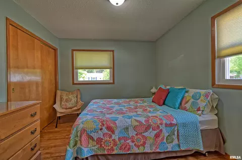 1529 12th St, Silvis, IL 61282 photo 18