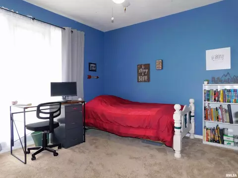 5111 34th Ave, Moline, IL 61265 photo 25