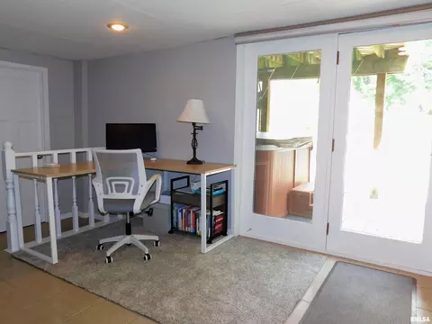 5111 34th Ave, Moline, IL 61265 photo 29