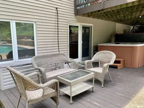 5111 34th Ave, Moline, IL 61265 photo 33