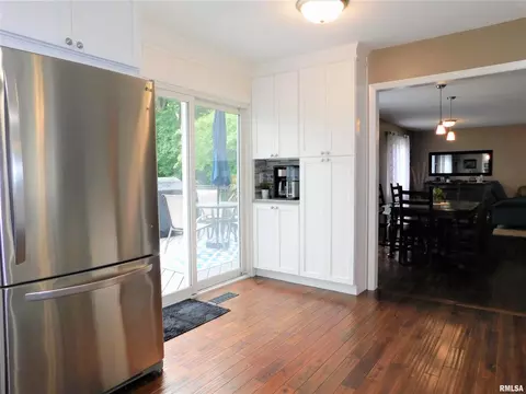 5111 34th Ave, Moline, IL 61265 photo 12