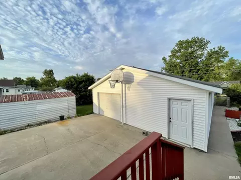 1004 S 12th St, Herrin, IL 62948 photo 25