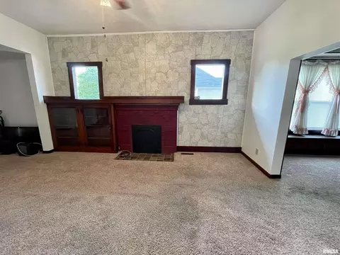 1004 S 12th St, Herrin, IL 62948 photo 6