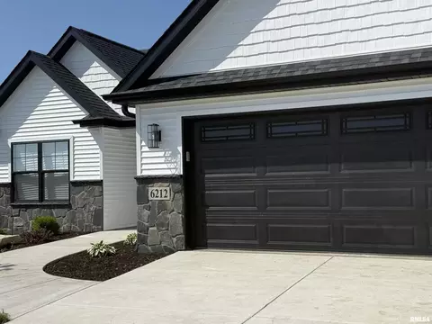 6212 Deere Creek Ln, Davenport, IA 52807