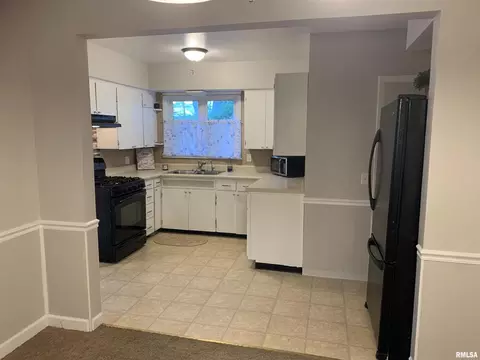 1824 4th St, Moline, IL 61265 photo 10