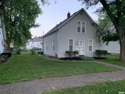 1824 4th St, Moline, IL 61265 photo 2