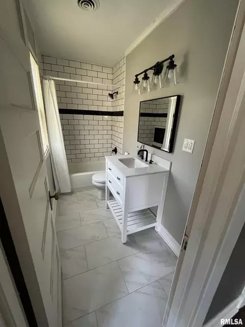 1427 10th St, Moline, IL 61265 photo 20