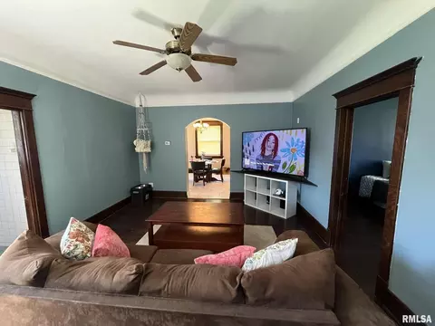 1427 10th St, Moline, IL 61265 photo 10