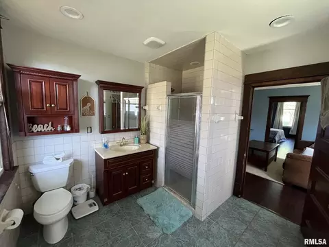 1427 10th St, Moline, IL 61265 photo 25