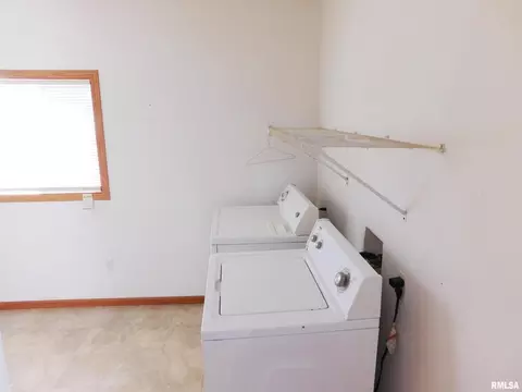 1832 12th Ave, Moline, IL 61265 photo 16