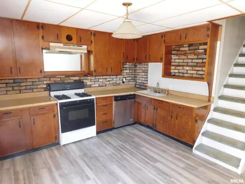 1832 12th Ave, Moline, IL 61265 photo 14