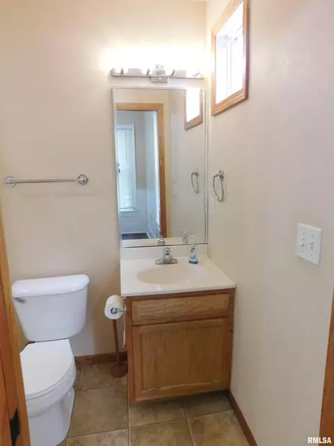 1832 12th Ave, Moline, IL 61265 photo 17