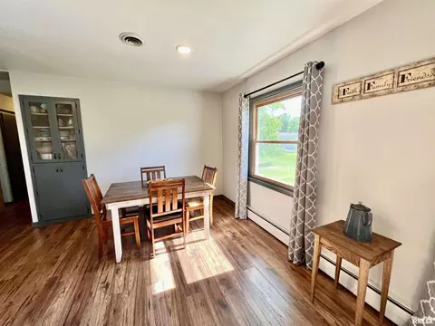 1302 SW 3rd Ave, Aledo, IL 61231 photo 7