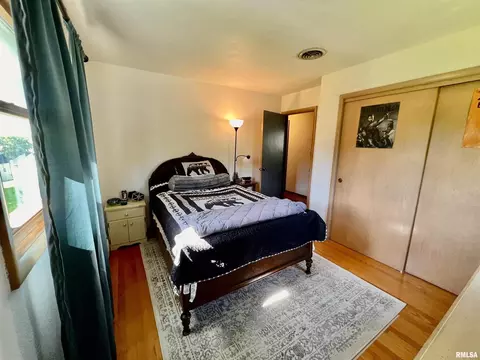 1302 SW 3rd Ave, Aledo, IL 61231 photo 14