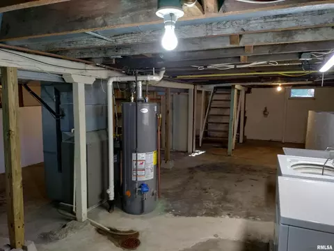 1120 48th St, Moline, IL 61265 photo 6