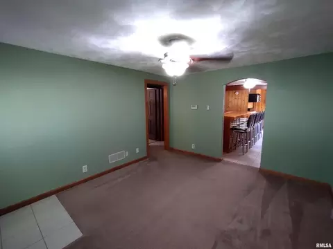 1120 48th St, Moline, IL 61265 photo 14