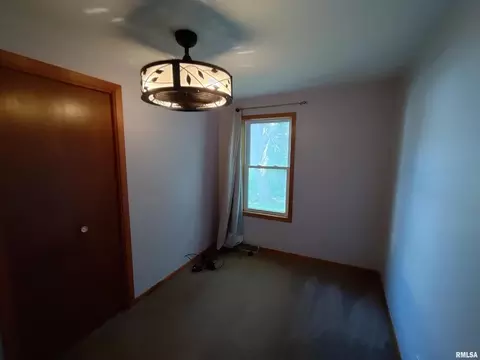1120 48th St, Moline, IL 61265 photo 11