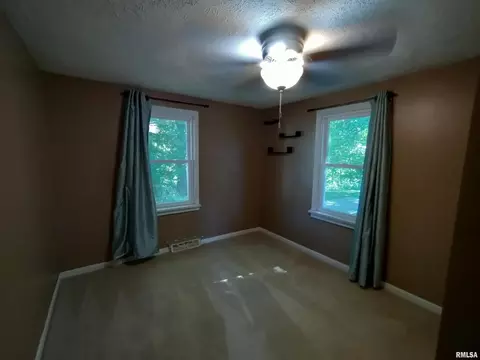 1120 48th St, Moline, IL 61265 photo 17