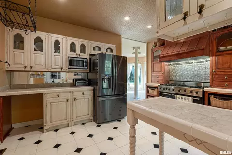1908 Calico Rd, Marion, IL 62959 photo 14