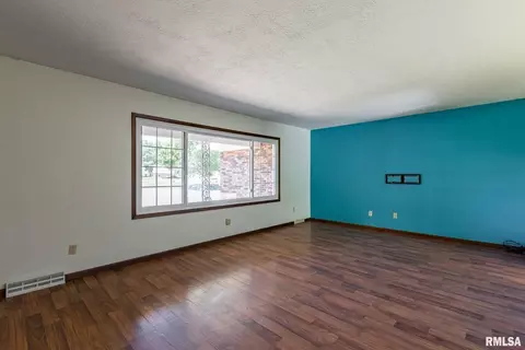 501 9th Avenue Ct, Hampton, IL 61256 photo 10