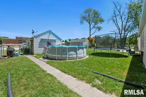 2026 9th St, Moline, IL 61265 photo 10