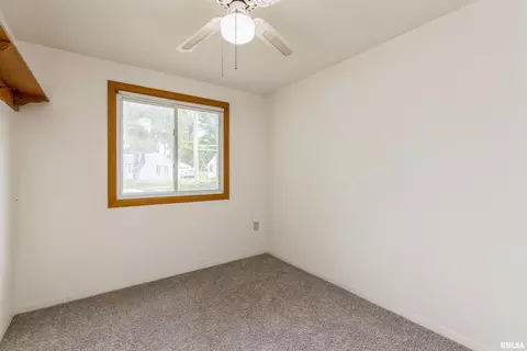 3910 10th Ave, Moline, IL 61265 photo 12