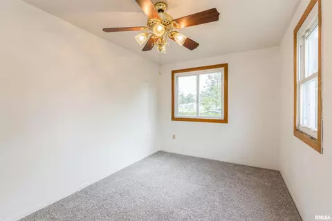 3910 10th Ave, Moline, IL 61265 photo 14