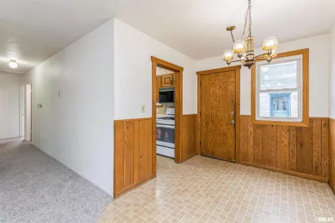 3910 10th Ave, Moline, IL 61265 photo 6