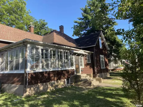 508 S 14th St, Herrin, IL 62948 photo 5