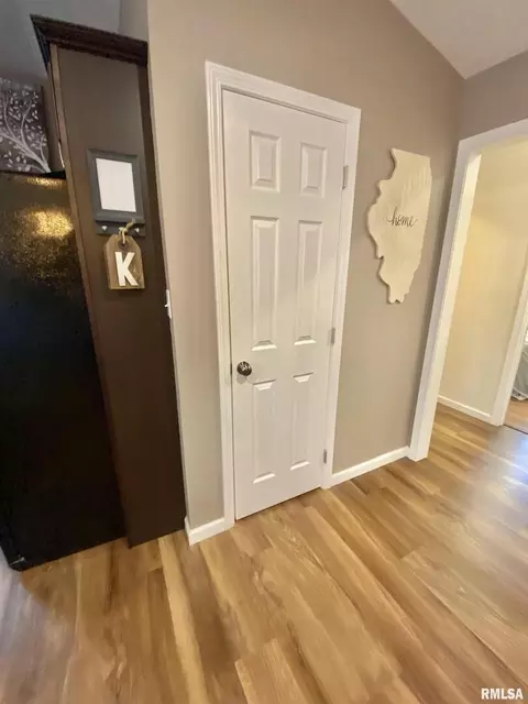 1804 Colonial Dr, Marion, IL 62959 photo 7