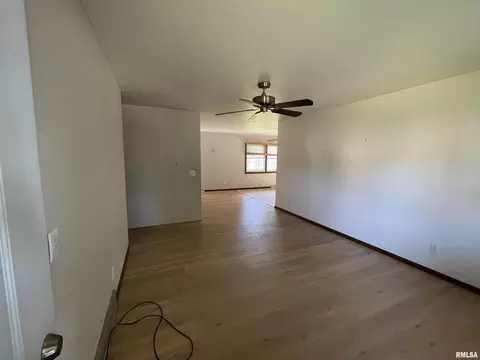 1430 19th Ave, Silvis, IL 61282 photo 3