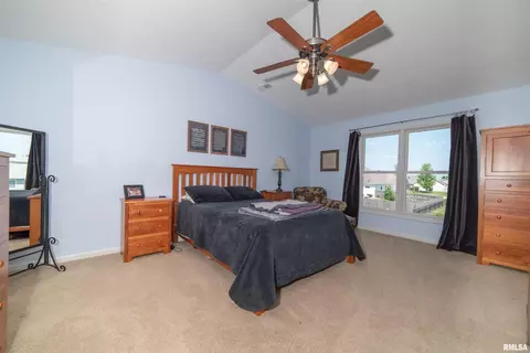 7 Jacob Dr, Eldridge, IA 52748 photo 31