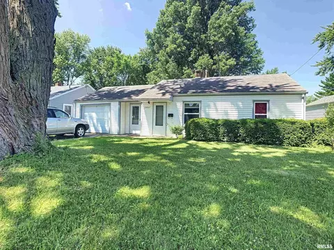 2407 48th St, Moline, IL 61265 photo 1