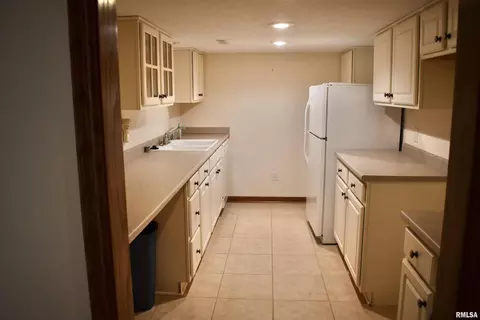 651 Dammann Dr, Eldridge, IA 52748 photo 29