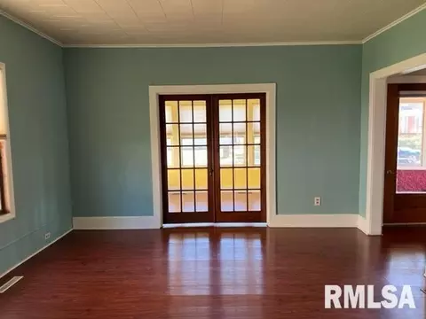 511 10th Ave, Fulton, IL 61252 photo 9