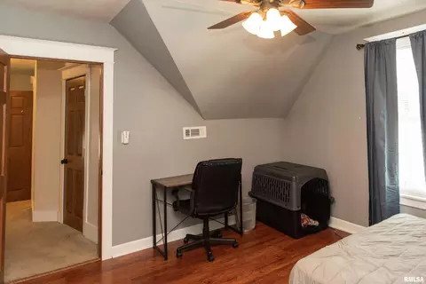 2009 14th St, Moline, IL 61265 photo 18