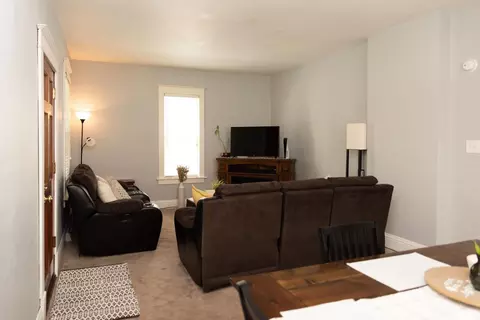 2009 14th St, Moline, IL 61265 photo 4
