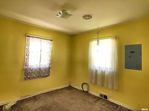 1408 43rd St, Moline, IL 61265 photo 7