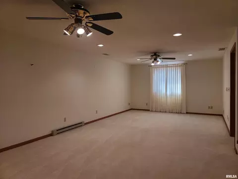 712 Valley View Dr, Fulton, IL 61252 photo 14