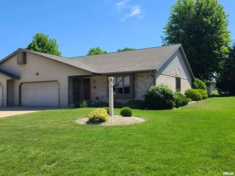 712 Valley View Dr, Fulton, IL 61252 photo 1