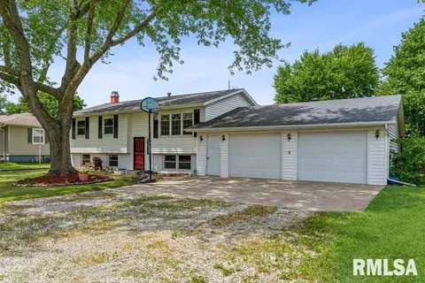 1119 Norlawn Dr, Viola, IL 61486 photo 3
